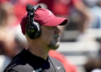 Alabama OC Ryan Grubb apologizes to Tide fans, but he shouldn’t have Alabama OC Ryan Grubb apologizes to Tide fans, but he shouldn’t have