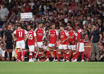Arsenal set to open contract talks with three of their Premier League heroes