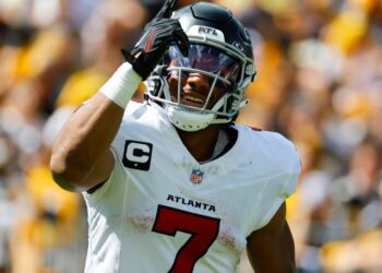 Bijan Robinson on what No. 7 means to him and the Atlanta Falcons