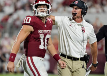 Brent Venables calls out Oklahoma’s costly mental mistakes