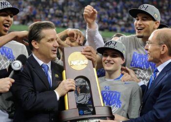 Dribble Handoff: Which college basketball team is the best of the 21st century?