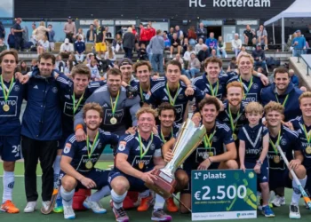EHL: Pinoké Men And Kampong Women Win ABN AMRO Cup – EHL EHL: Pinoké Men And Kampong Women Win ABN AMRO Cup – EHL