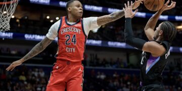 Former UConn star Jordan Hawkins dealt from New Orleans to Memphis