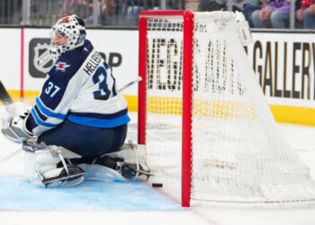 It’s Going to be Awkward if Connor Hellebuyck Isn’t Traded Before Camp Opens
