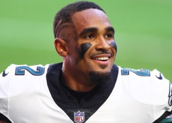 Jalen Hurts had a profane message for Titans’ Jeffery Simmons after game