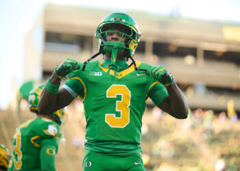 Jeremiah McClellan injury update: Oregon WR broke foot in pregame, out indefinitely Jeremiah McClellan injury update: Oregon WR broke foot in pregame, out indefinitely