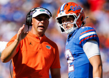 No. 8 Florida earning high praise amid undefeated start