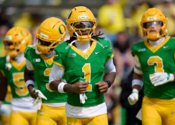 Oregon vs Oklahoma State Prediction: Will the Ducks or Cowboys Bounce Back? Oregon vs Oklahoma State Prediction: Will the Ducks or Cowboys Bounce Back?
