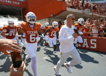 Steve Sarkisian is his own worst enemy this weekend vs Ohio State Steve Sarkisian is his own worst enemy this weekend vs Ohio State