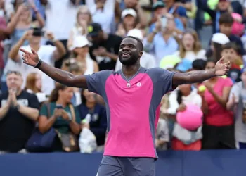 Tenacious Tiafoe Fights Off Michelsen in Five-Set Thriller for Third US Open Semifinal