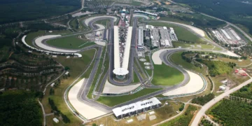 What time is the Formula 1 2026 Bahrain Grand Prix in Malaysia and how can I watch it?