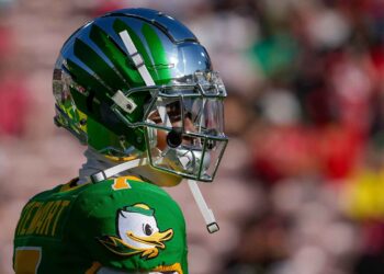 Evan Stewart arrested on DUII charge as crazy rumors swirl around Ducks