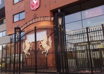 Football Clubs with Horse Logos