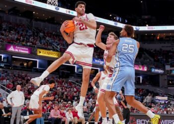 Indiana shows size in rout of North Carolina, Quinn Ellis stars for St. John’s lead top exhibition takeaways Indiana shows size in rout of North Carolina, Quinn Ellis stars for St. John’s lead top exhibition takeaways