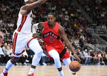 Raptors struggle without Kawhi Leonard in pre-season opener vs. Heat