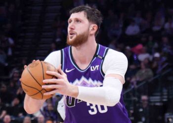Report: Jazz centre Jusuf Nurkic out four weeks with foot injury