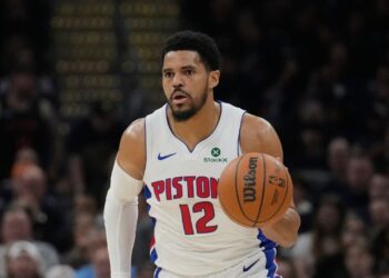 Spurs’ Harris questionable for season opener after straining left calf