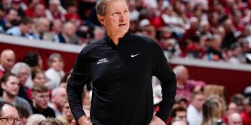 Why Dana Altman followed Bruce Pearl, Tony Bennett’s footsteps with sudden retirement on eve of 2026-27 season