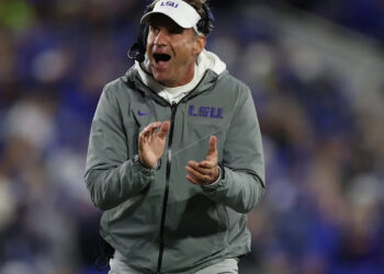 Why Kentucky will pay 0,000 to LSU as part of NCAA fine for fans rushing Lane Kiffin after win